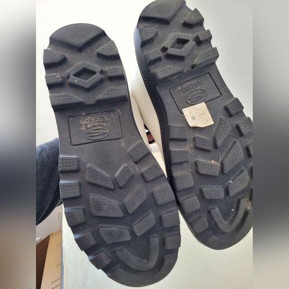 Skechers x Grinch Sneakers Dr Suess "All Your Sweaters Are Ugly" Boots Women 8.5 - Picture 9 of 12